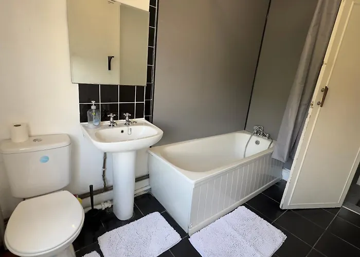 Perfect 4 Δωμάτια σε οικογενειακή κατοικία *