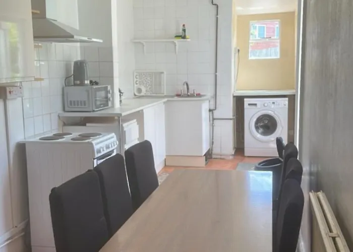 Perfect 4 Μπρίστολ